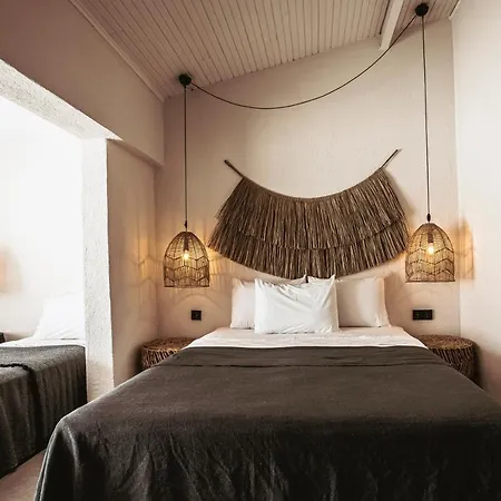 Art 2* Алачати