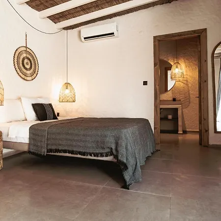 Art 2* Alacati